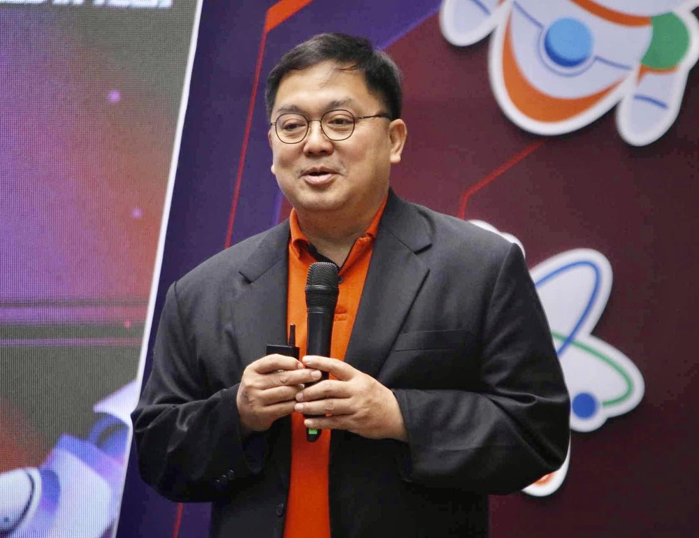 hoang-nam-tien-dot-quy